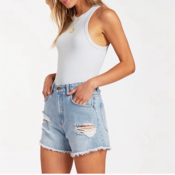 Billabong shorts - Picture 2 of 6